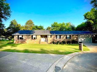 2 Westview Cir, Searcy, AR 72143