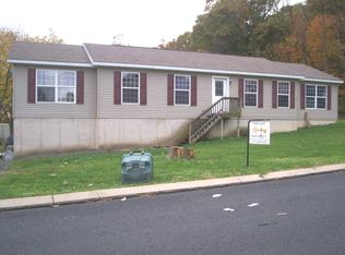 1666 Glenwood Ave, Lewistown, PA 17044