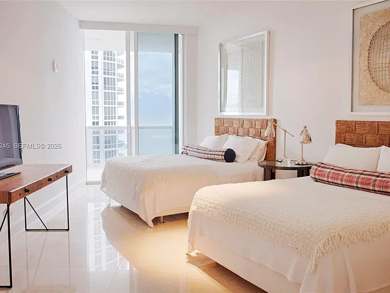 15811 Collins Ave #2303 — Photo 10