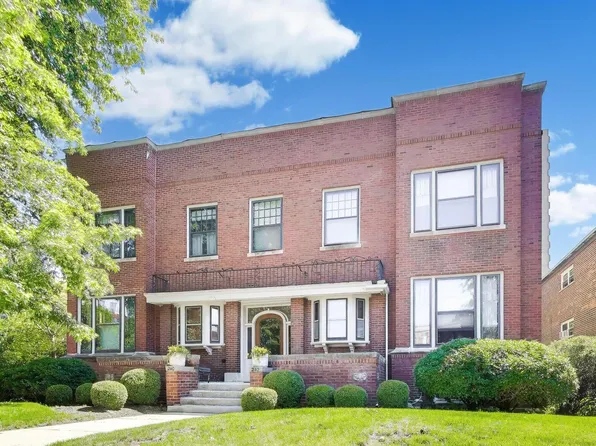 240 S Marion St #1N, Oak Park, IL 60302
