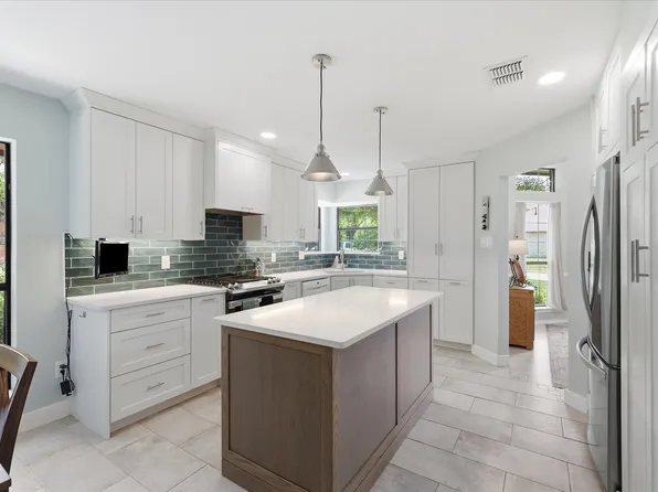 642 Eagle Dr, Coppell, TX 75019