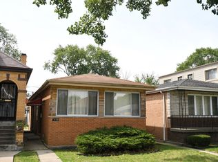 325 W 102nd St, Chicago, IL 60628