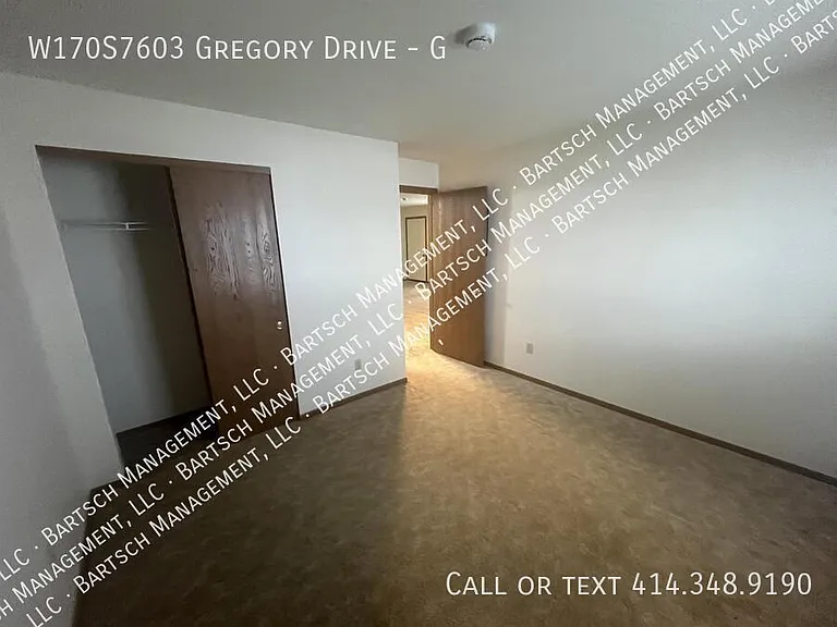 W170S7603 Gregory Dr #G — Photo 8
