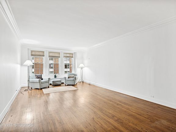 5th image of 1320 N State Pkwy #8-9C