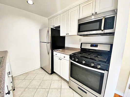 Rented by Brooklyn Property Group LLC | media 26