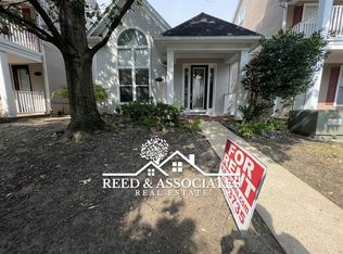 1383 Island Town Dr, Memphis, TN 38103