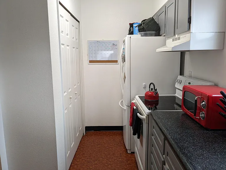 300 Sundance Cir N #D104 — Photo 9