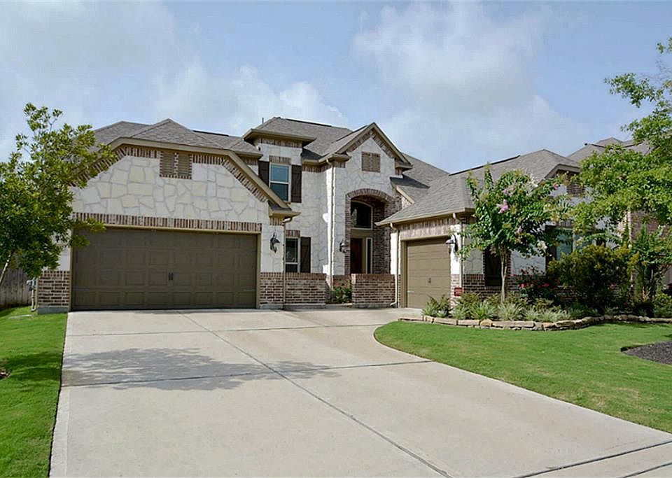 1st image of 28307 Sugarside Glen Dr