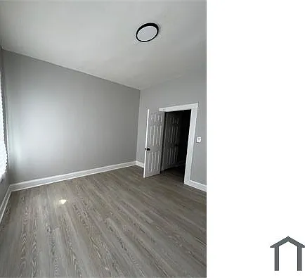 533 N Streeper St — Photo 6