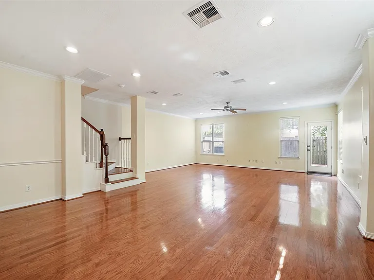 5830 Petty St — Photo 6