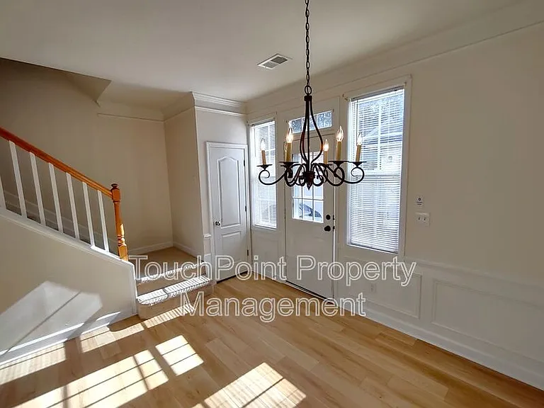 8606 Beaver Creek Dr — Photo 6