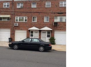 3048 Young Ave, Bronx, NY 10469