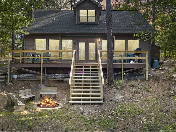 48 Lakeway Dr, Brookeland, TX 75931