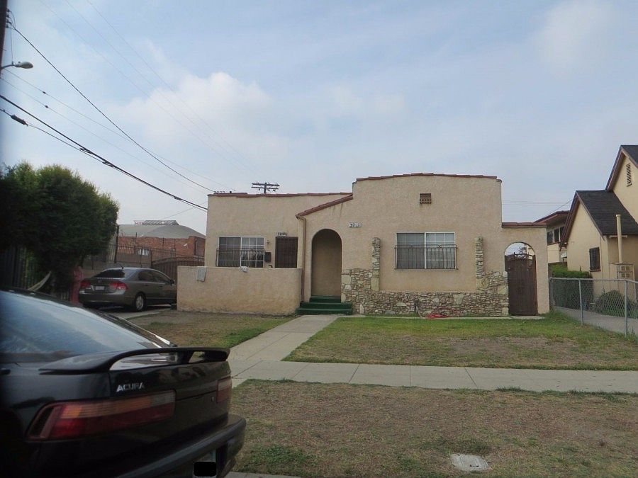 2nd image of 3051 12th Ave