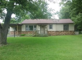 1329 Rogers Ave, Springdale, AR 72764