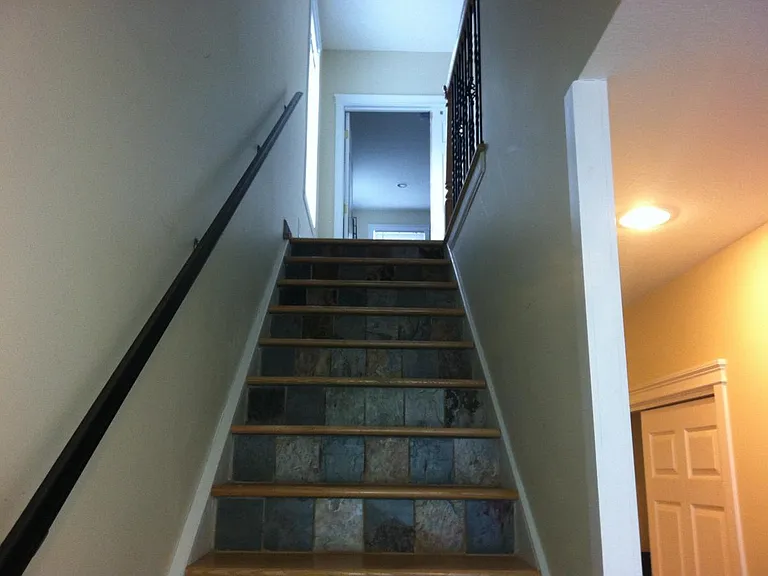 1819 Larkins Way — Photo 7