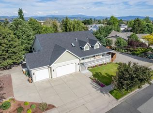 9026 N Cedar Rd, Spokane, WA 99208
