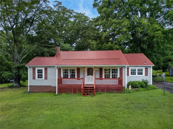 16 Garrett Ave, Bremen, GA 30110
