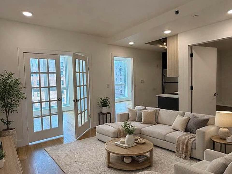 1st image of 200 Linden Blvd APT 6I