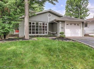 119 Kimberly Rd, Colonia, NJ 07067