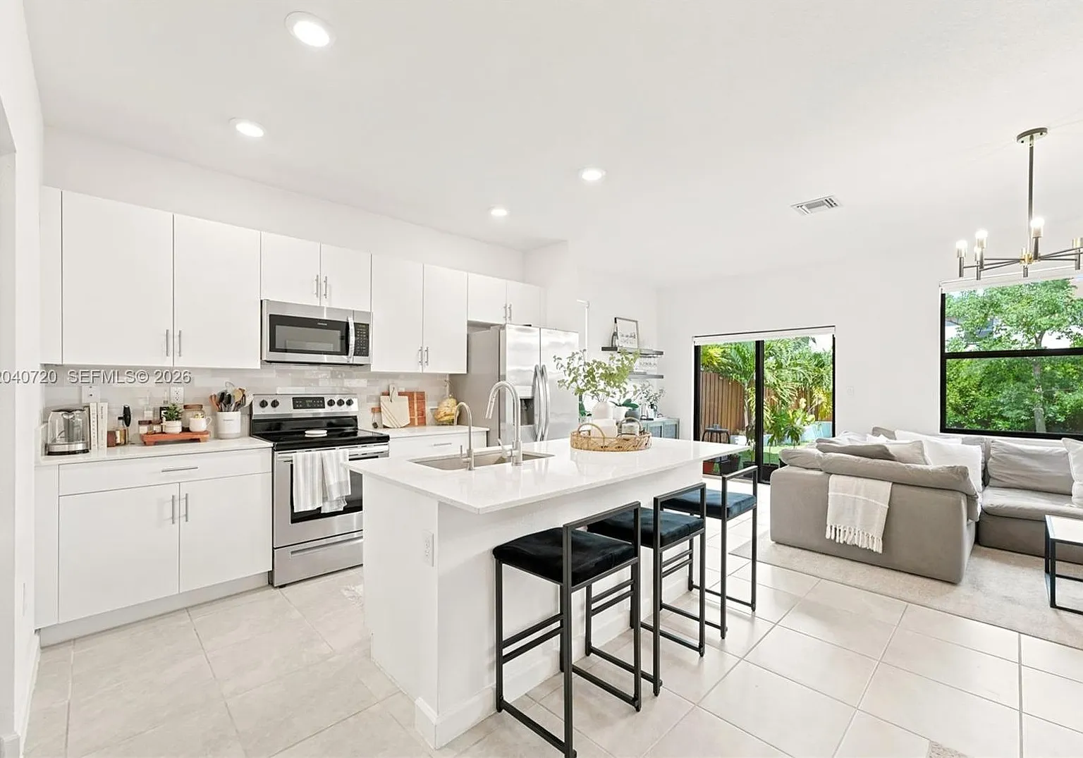 25540 SW 108th Avenue 25540, Homestead, FL 33032 - 6352 — Photo 2