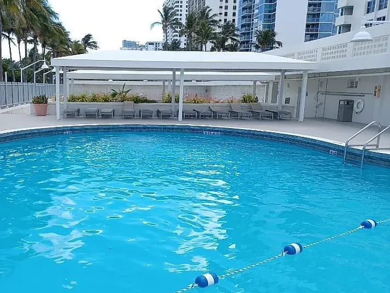 2899 Collins Ave #604 — Photo 28