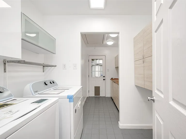2412 Thornton Rd #B — Photo 17