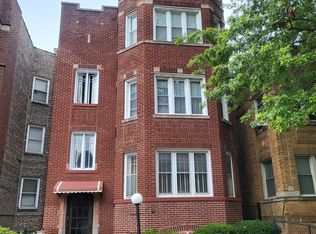 7842 S Ridgeland Ave, Chicago, IL 60649
