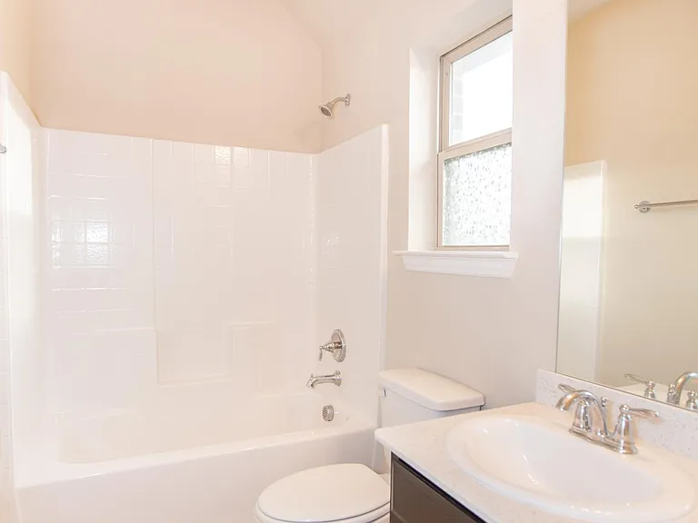 2100 Miramar Dr — Photo 30