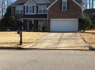 425 Beckenham Walk Dr, Dacula, GA 30019
