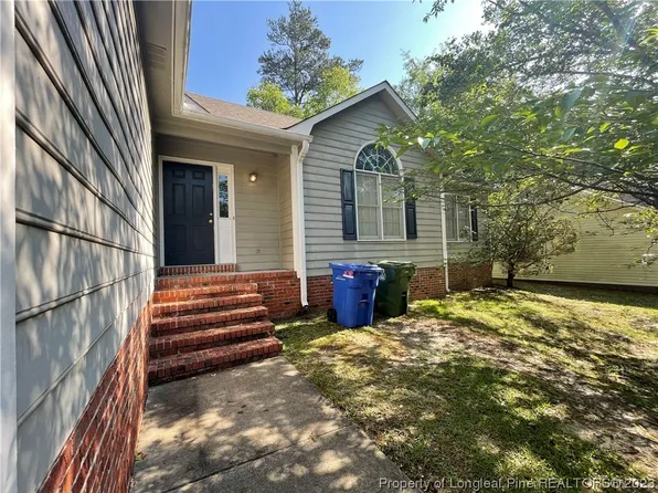 1821 Swann St, Fayetteville, NC 28303