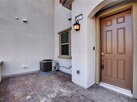 5th image of 4 Lomita Heights Dr