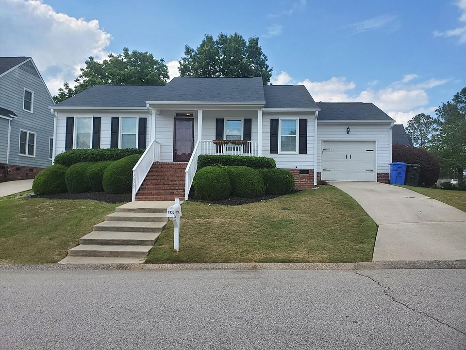 1st image of 2922 Amelia Dr