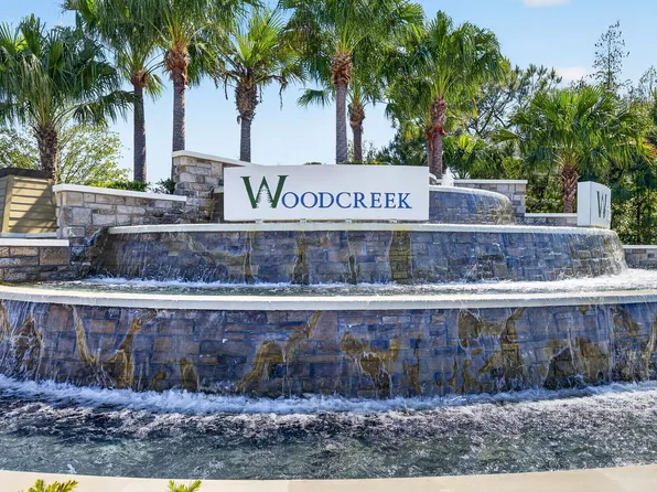 2425 Bending Bonsai Dr, Wesley Chapel, FL 33543