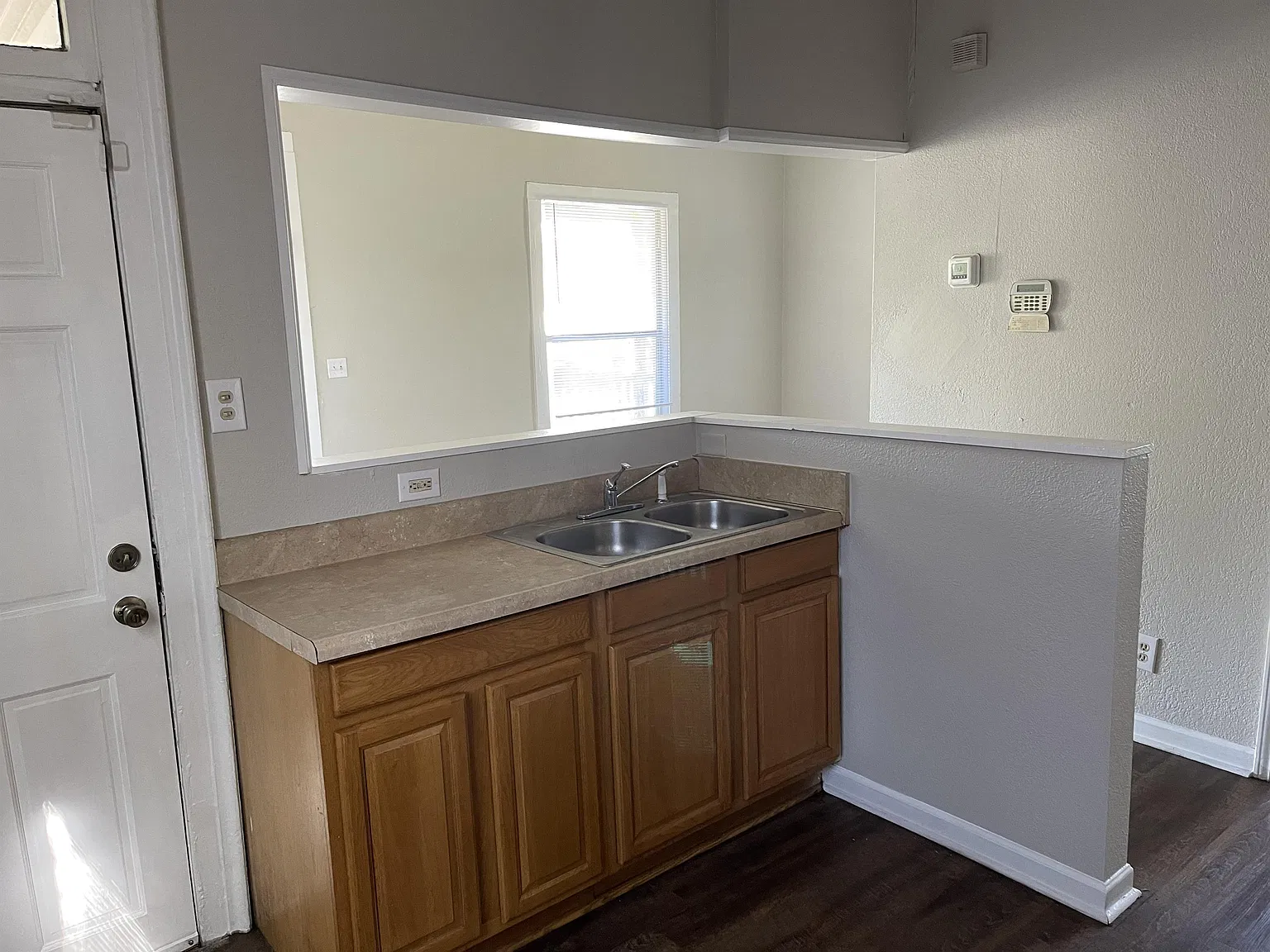425 Belfort Street - 1 — Photo 4