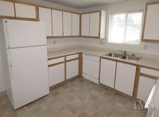 1455 N Goerig St APT 5, Woodland, WA 98674