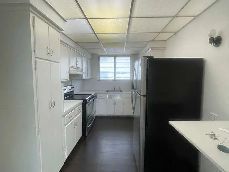 10178 Collins Ave #202 — Photo 5