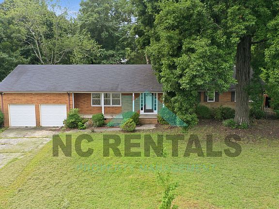 2nd image of 3210 Garden Rd