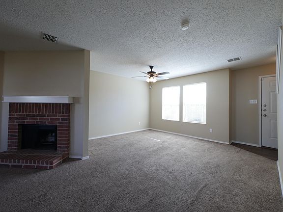 5th image of 4058 Gray Fox Dr