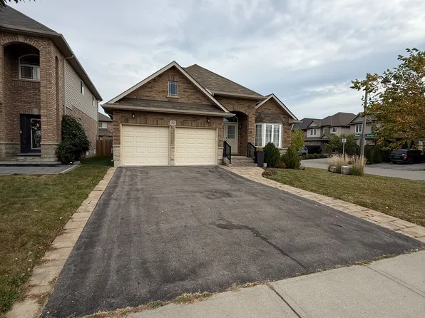 81 Bellagio Ave, Hamilton, ON L0R 1P0