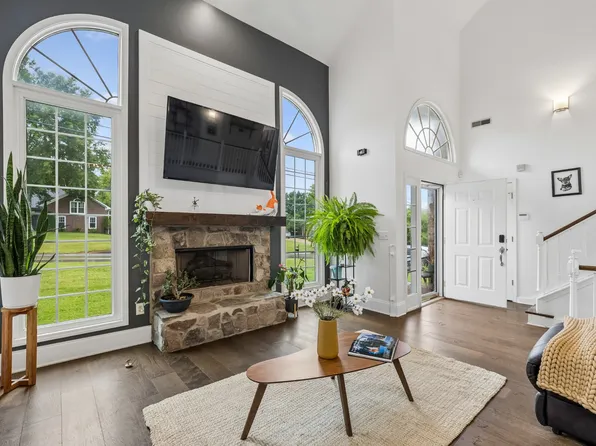2920 Stewart Campbell Poin, Thompsons Station, TN 37179