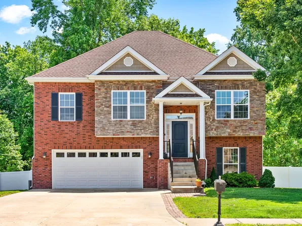 258 Bellshire Dr, Clarksville, TN 37043