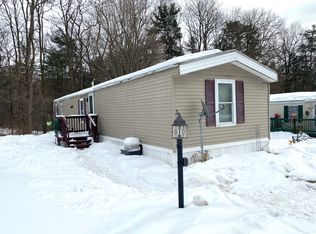 334 Pyramid Pines Est, Saratoga Springs, NY 12866