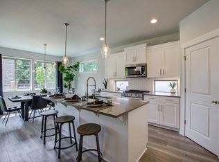 7255 SW Woodbury Loop, Wilsonville, OR 97070
