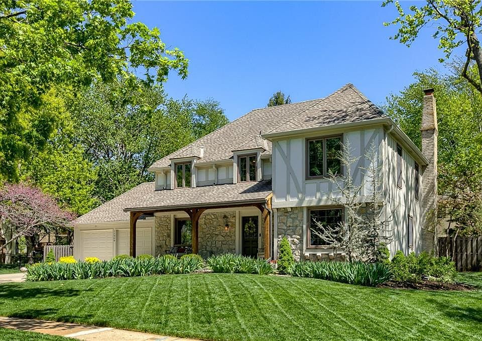 11909 Manor Rd, Leawood, KS 66209 Zillow