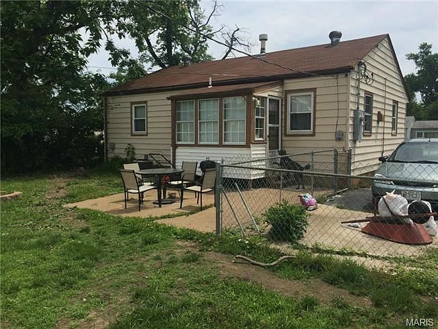 1st image of 4329 Saint Regina Ln