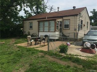 4329 Saint Regina Ln, Saint Ann, MO 63074