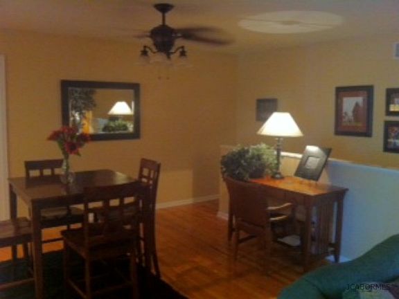 4th image of 10442 Pinecrest St