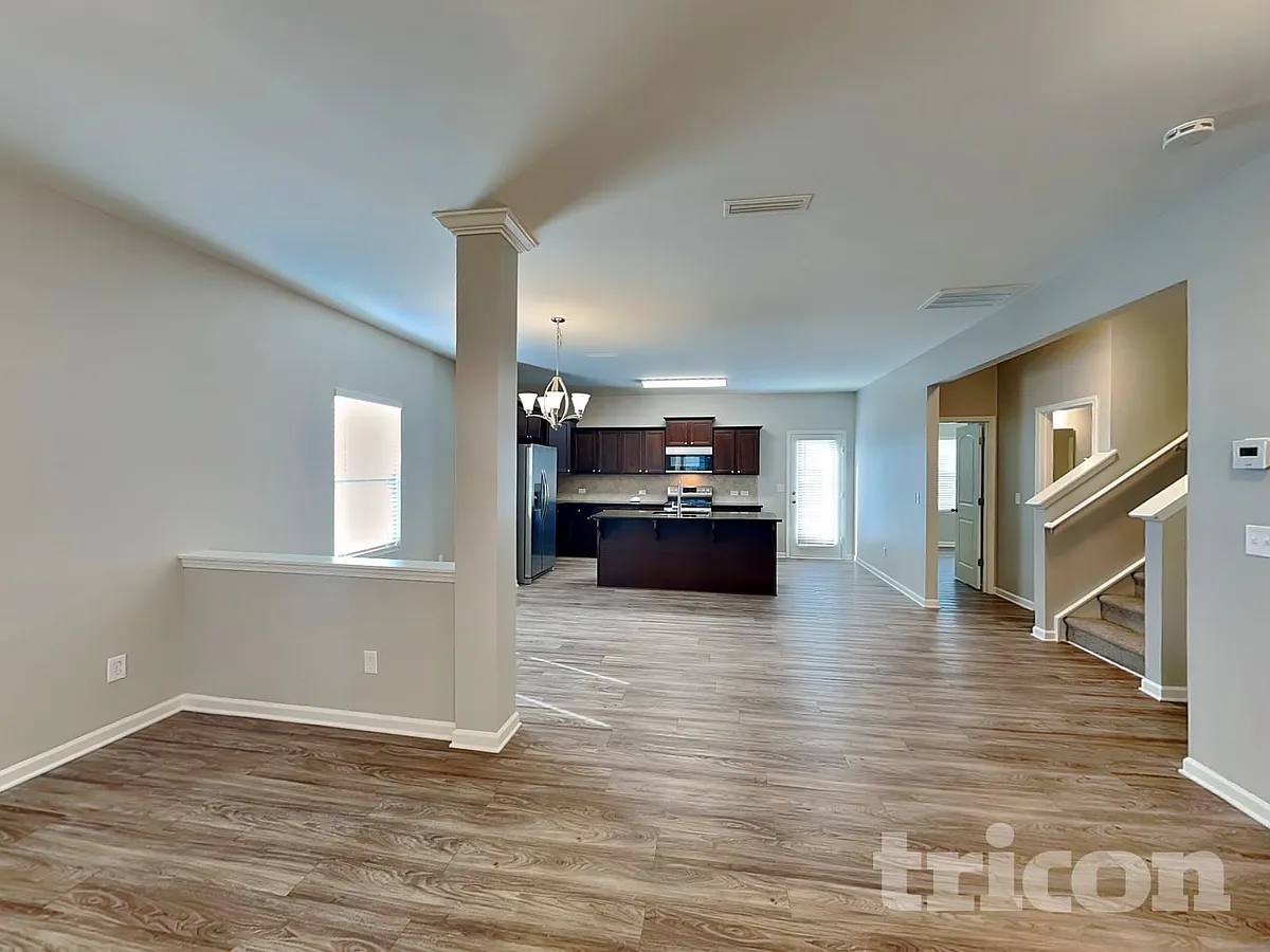Building Photo - 531 Comfort Way