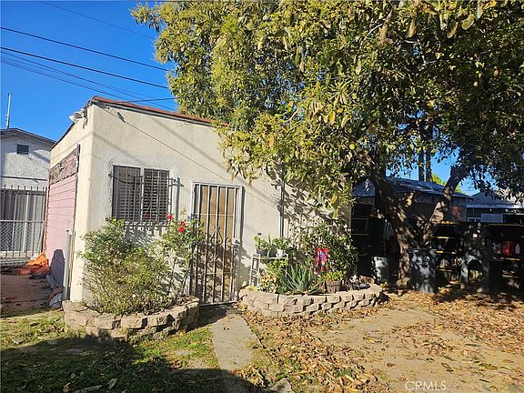 3rd image of 363 W Spruce St